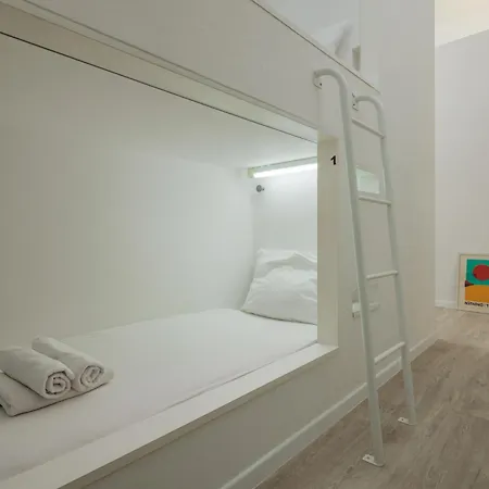 Hostel Design Goli&bosi *