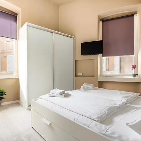 Hostel Design Goli&bosi