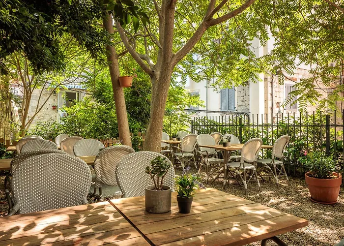 Design One Hostel Split