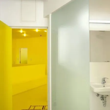 Design One Hostal Split