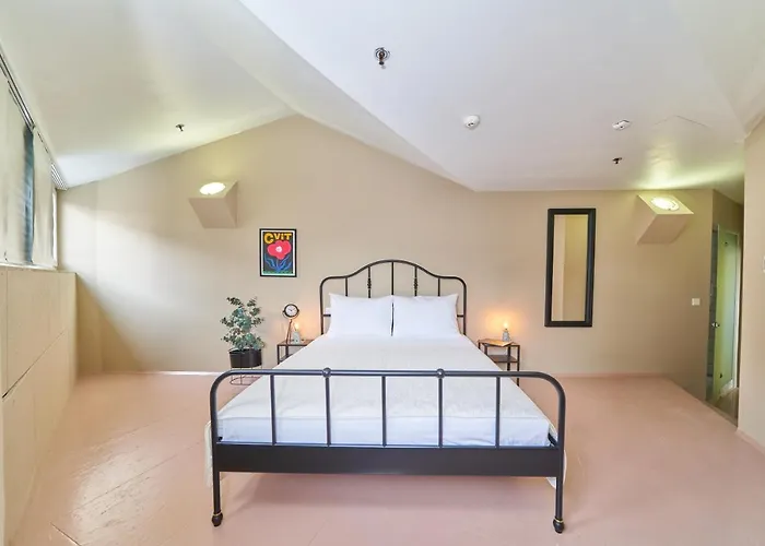 Design One * Σπλιτ