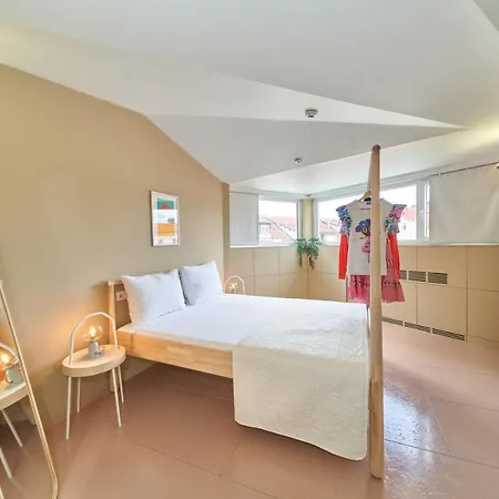 Design One スプリト