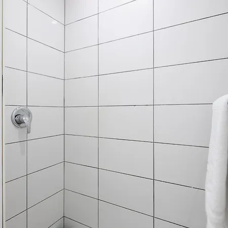 Design One * スプリト