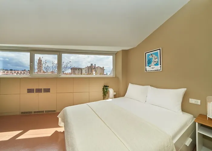 Design One ספליט