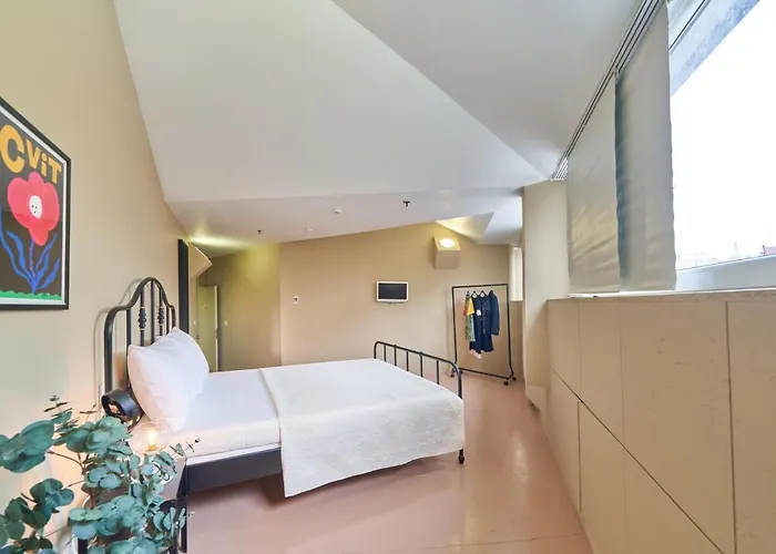 Design One אכסניה